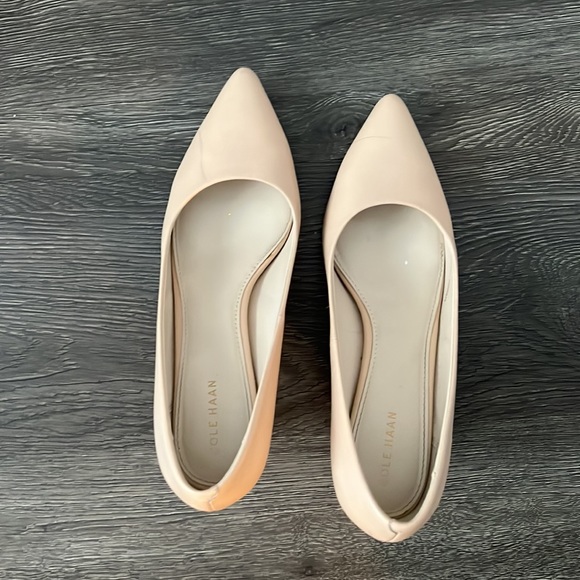 Nude Cole Haan heels - Picture 4 of 5